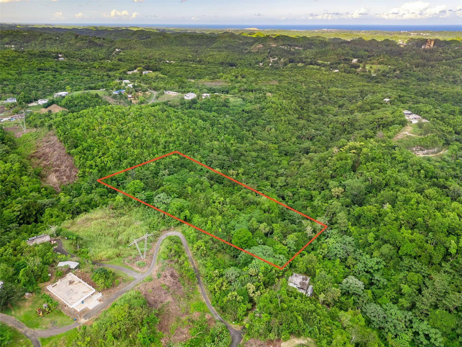 Photo of 823 Km 4.5 BO. RIO TOA ALTA PR 00953