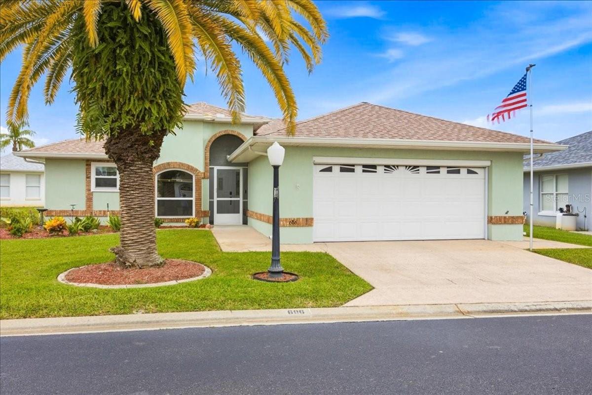 Photo of 686 PARADISE POINT HAINES CITY FL 33844