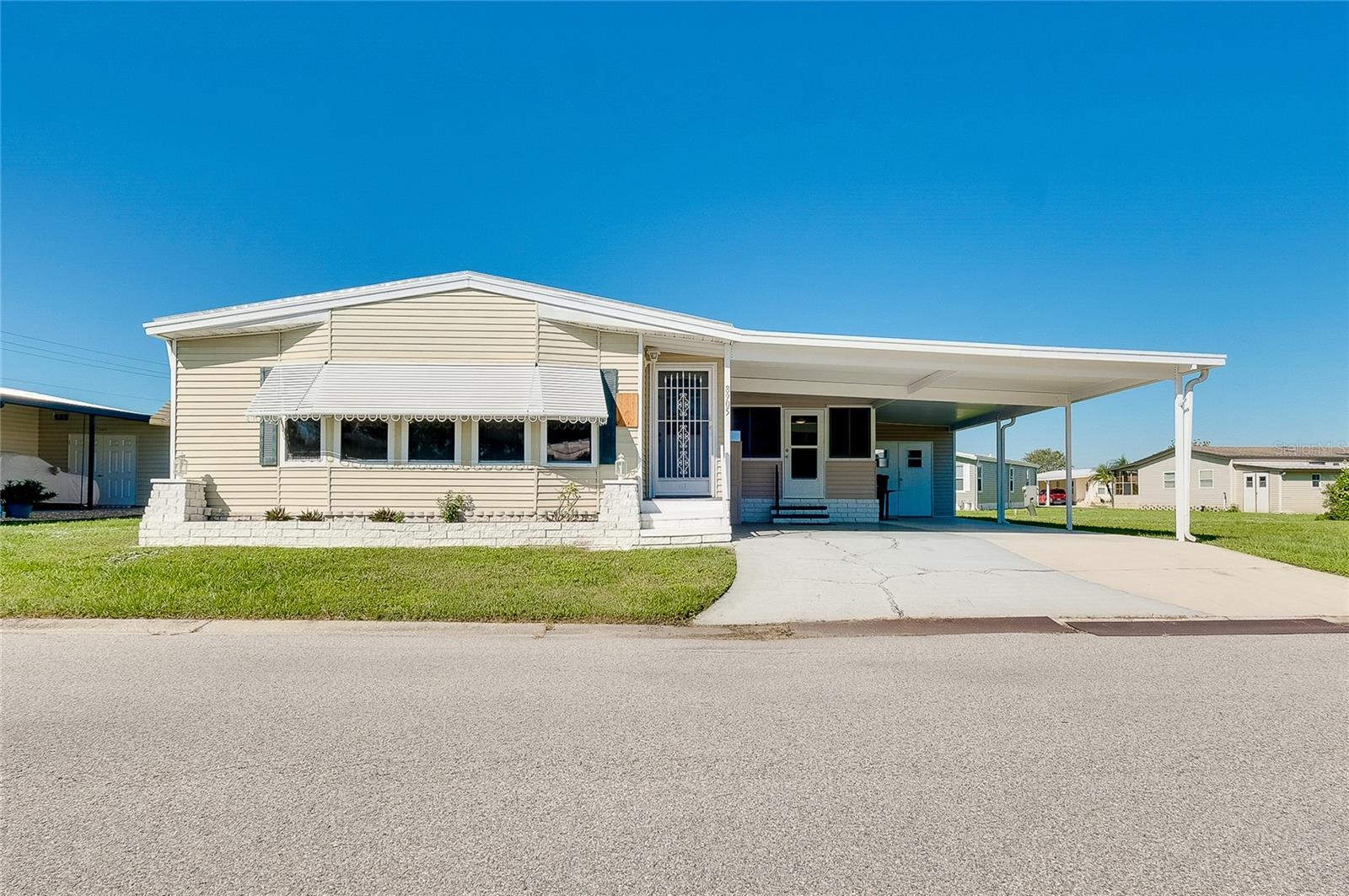 Photo of 8905 34TH AVENUE PALMETTO FL 34221