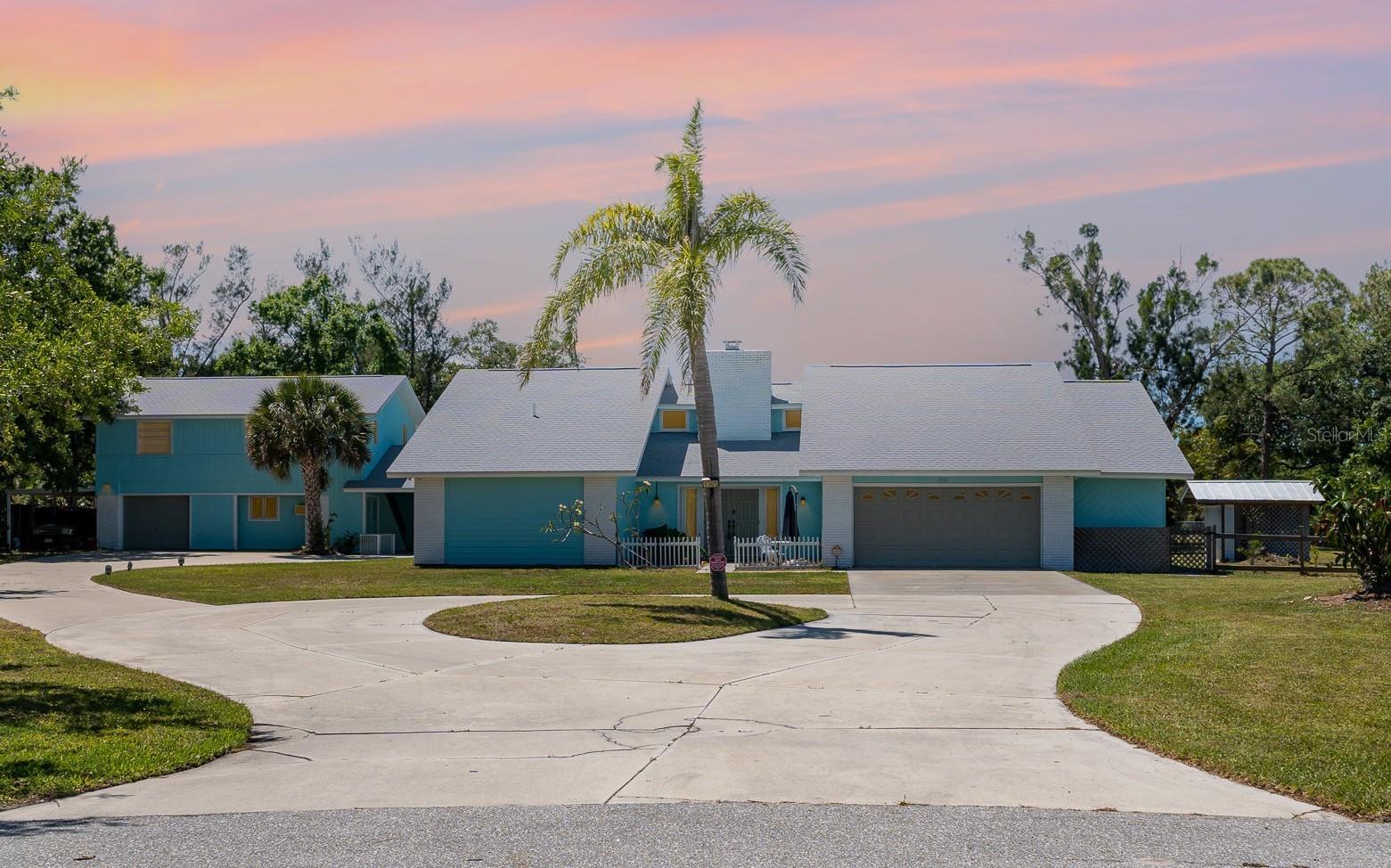 Photo of 1305 GREENFIELD CIRCLE VENICE FL 34292