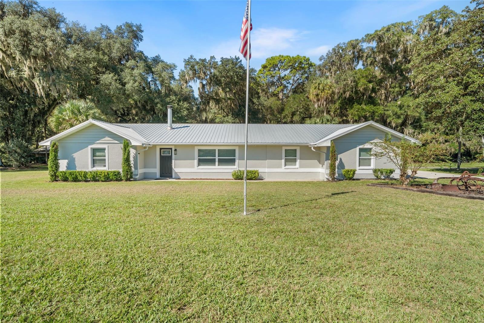Photo of 13680 NE 38TH AVENUE ANTHONY FL 32617