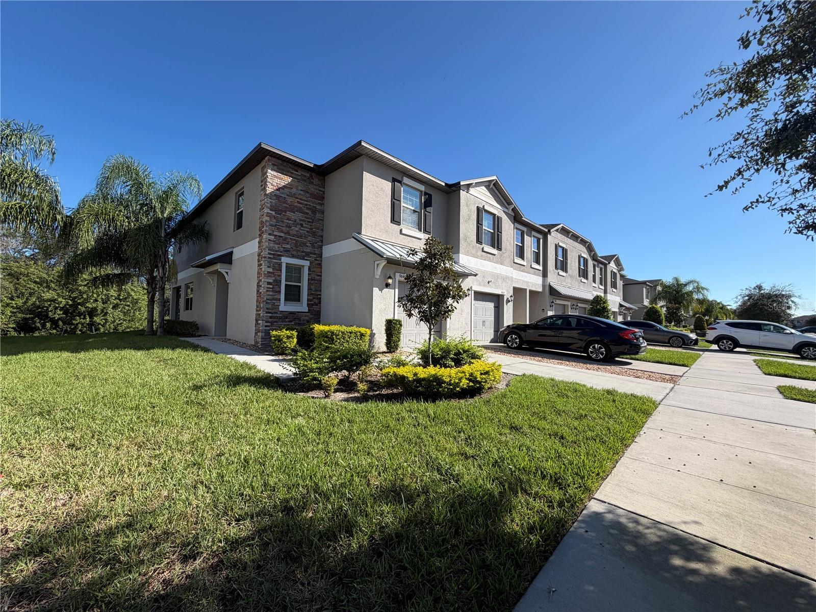Photo of 9650 PEMBROOKE PINES DRIVE SUN CITY CENTER FL 33573