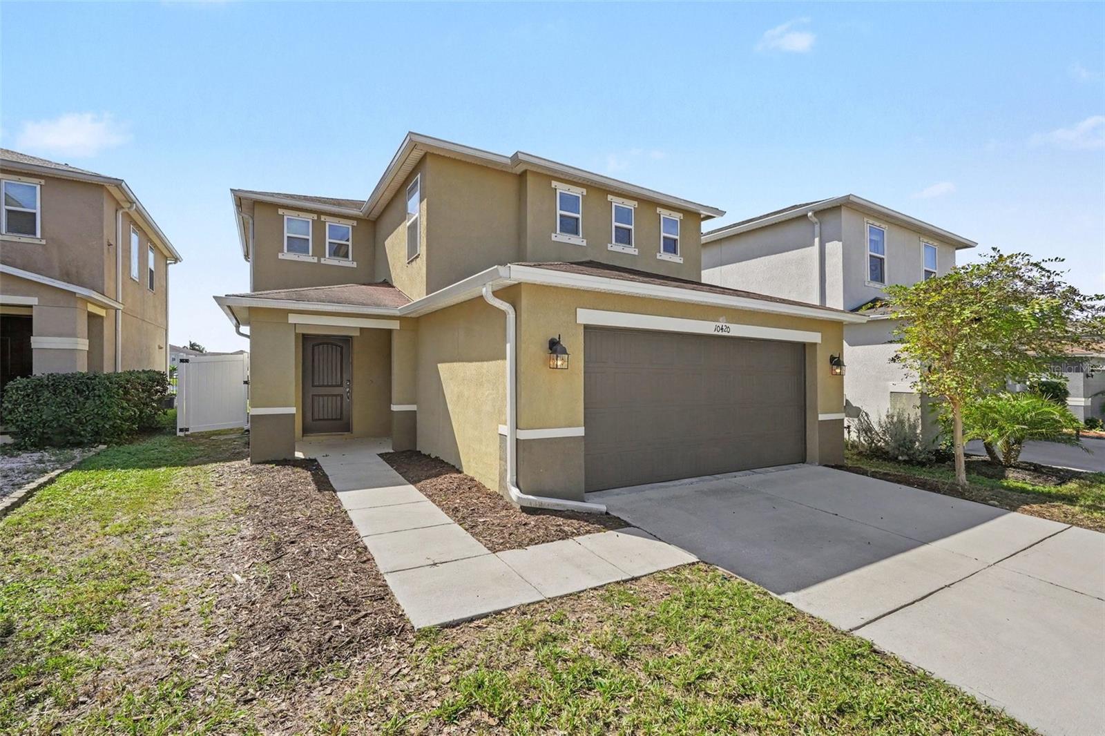 Photo of 10420 LAGUNA PLAINS DRIVE RIVERVIEW FL 33578