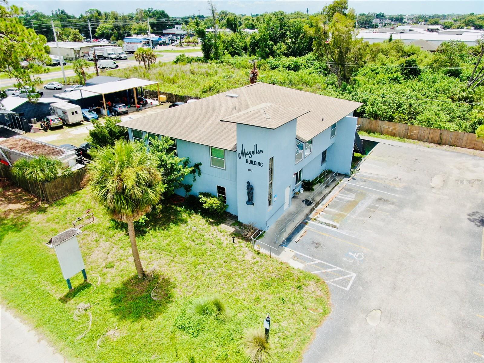 Photo of 1410 MAGELLAN DRIVE SARASOTA FL 34243