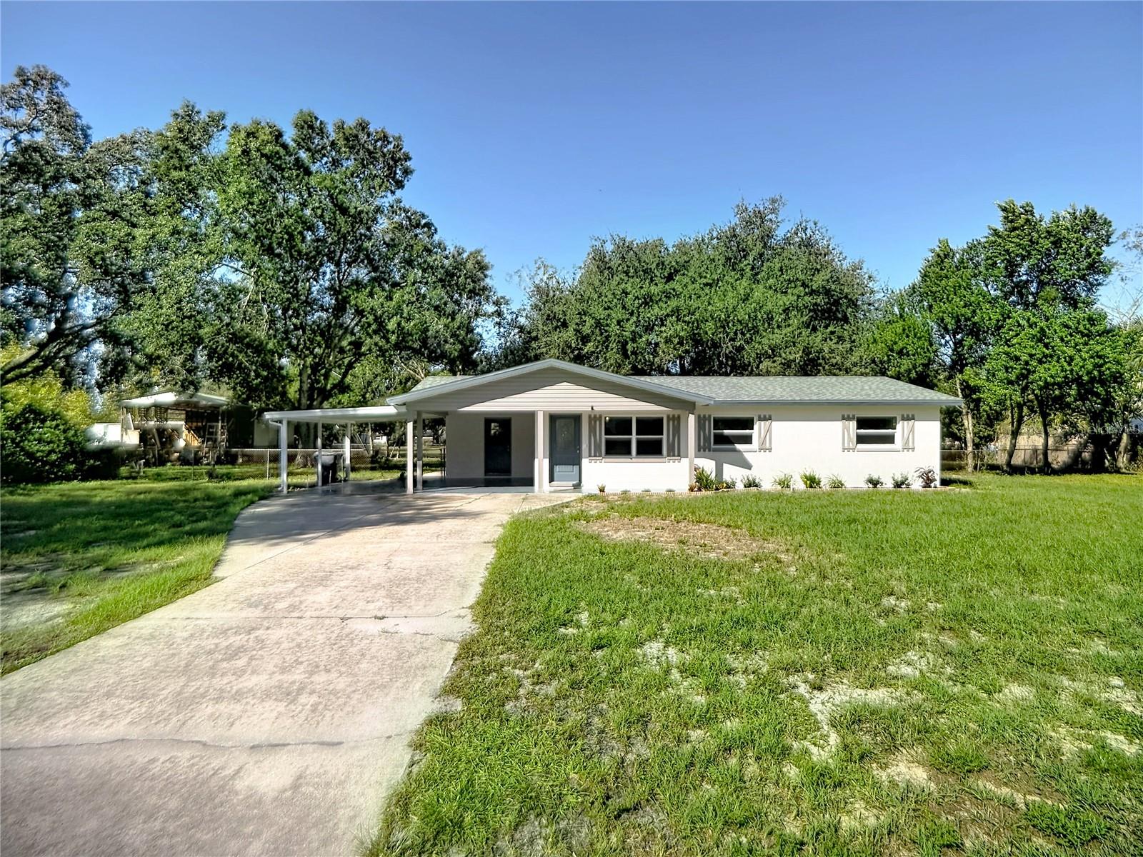 Photo of 2806 KIMBERLY LANE AUBURNDALE FL 33823