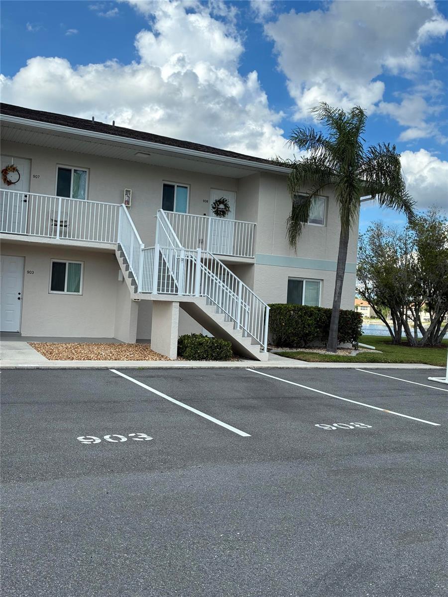 Photo of 12538 SW KINGSWAY CIRCLE #908 LAKE SUZY FL 34269