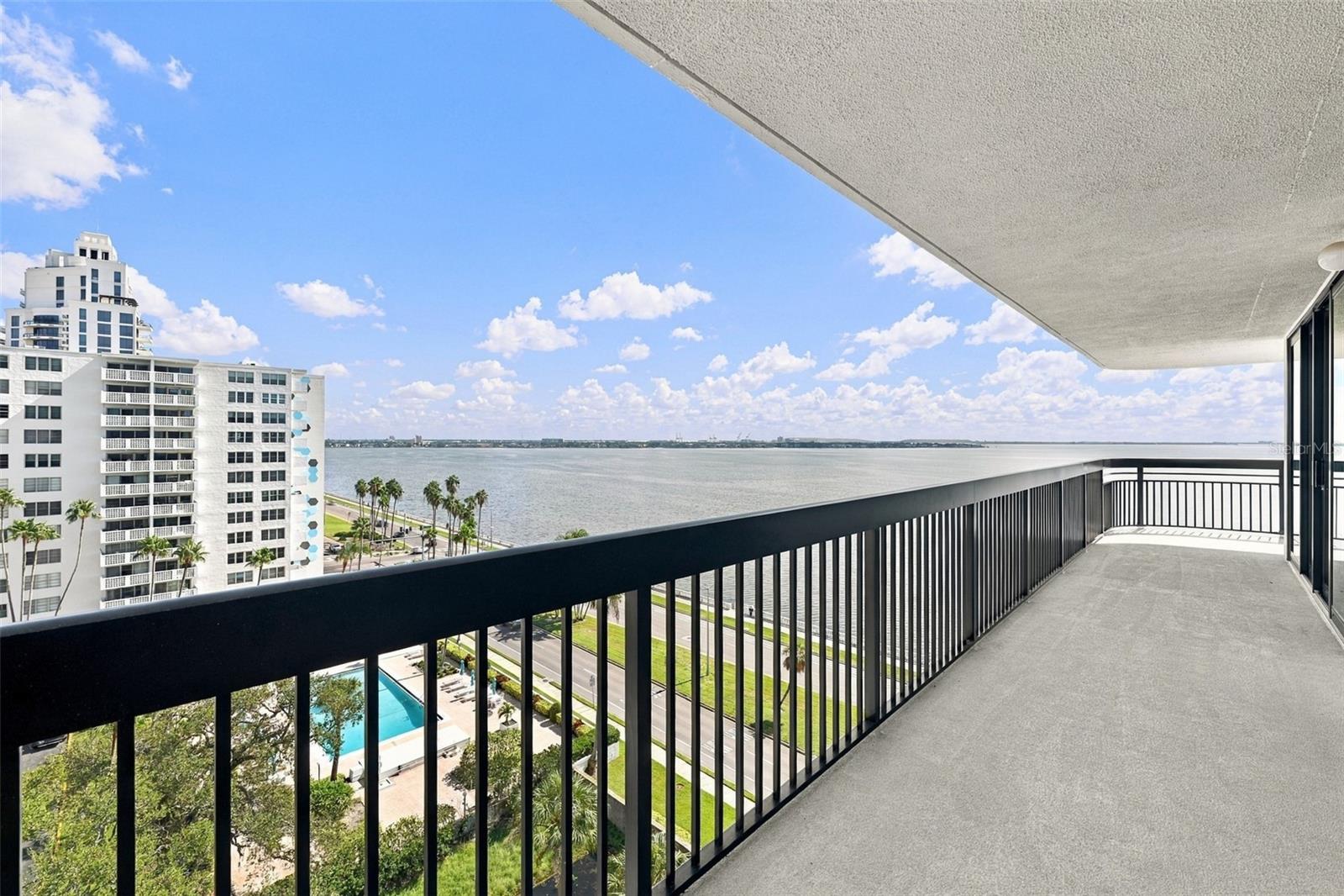 Photo of 2413 BAYSHORE BOULEVARD #1005 TAMPA FL 33629