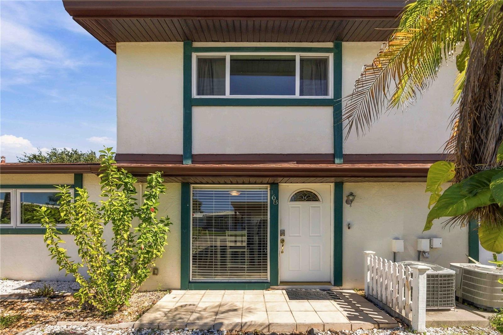 Photo of 168 CIRCLEWOOD DRIVE #102 VENICE FL 34293
