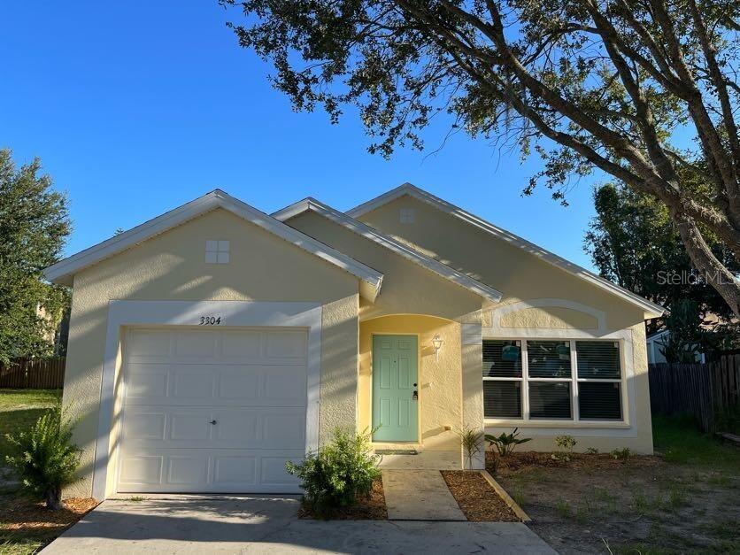 Photo of 3304 SUMMER ISLAND COURT VALRICO FL 33594