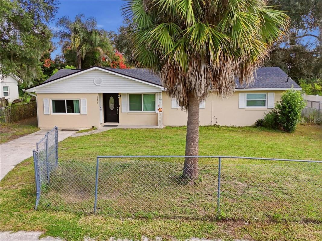 Photo of 1096 CAREFREE COVE DRIVE WINTER HAVEN FL 33881