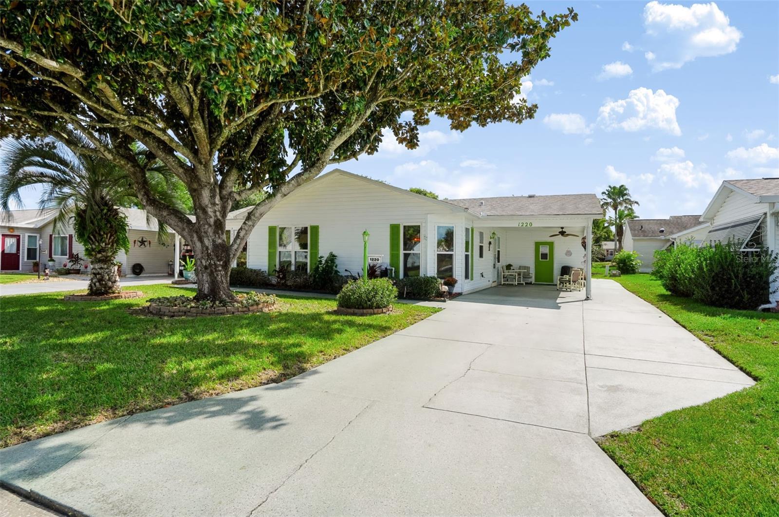 Photo of 1220 MARIA COURT LADY LAKE FL 32159
