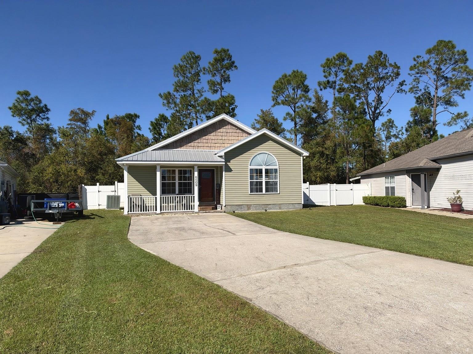 Photo of 6509 LAKE JOANNA CIRCLE PANAMA CITY FL 32404