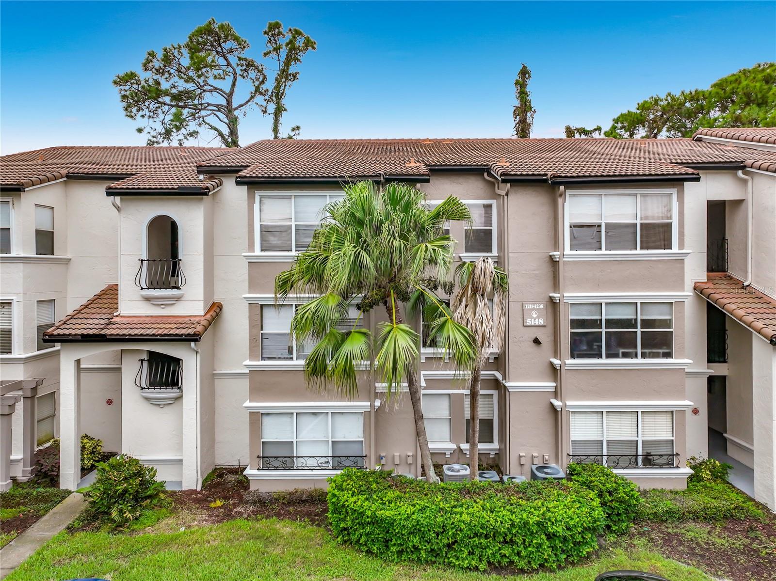 Photo of 5116 CONROY ROAD #23 ORLANDO FL 32811