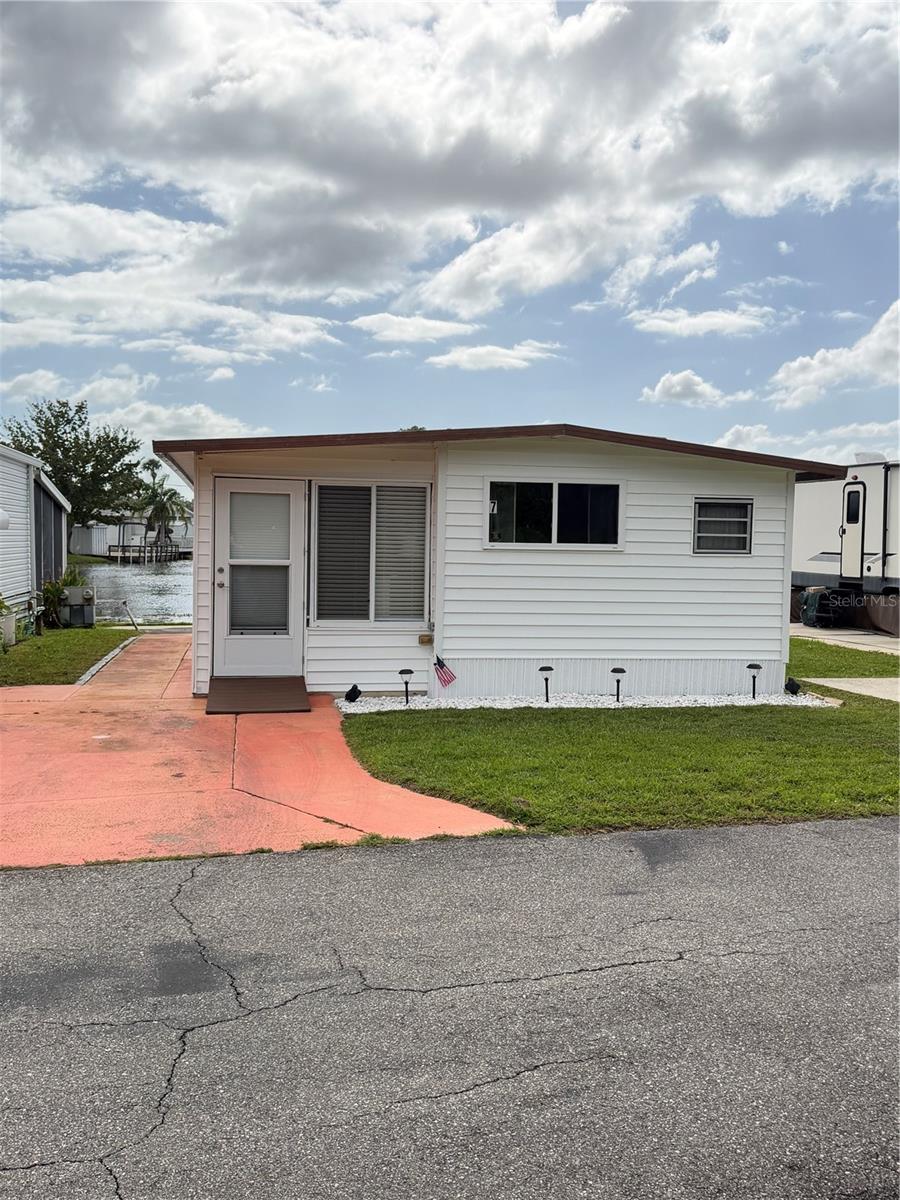 Photo of 7 PINE DRIVE OSTEEN FL 32764