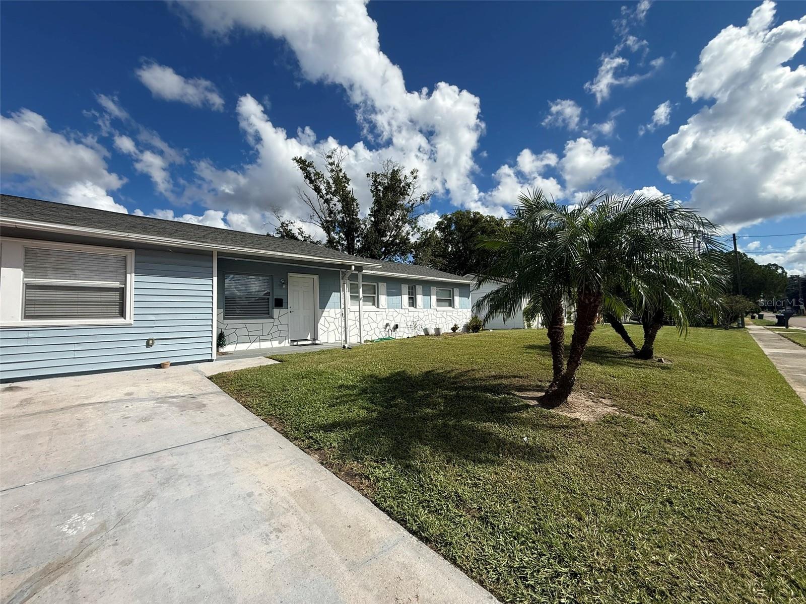 Photo of 3227 WALLINGTON DRIVE ORLANDO FL 32810