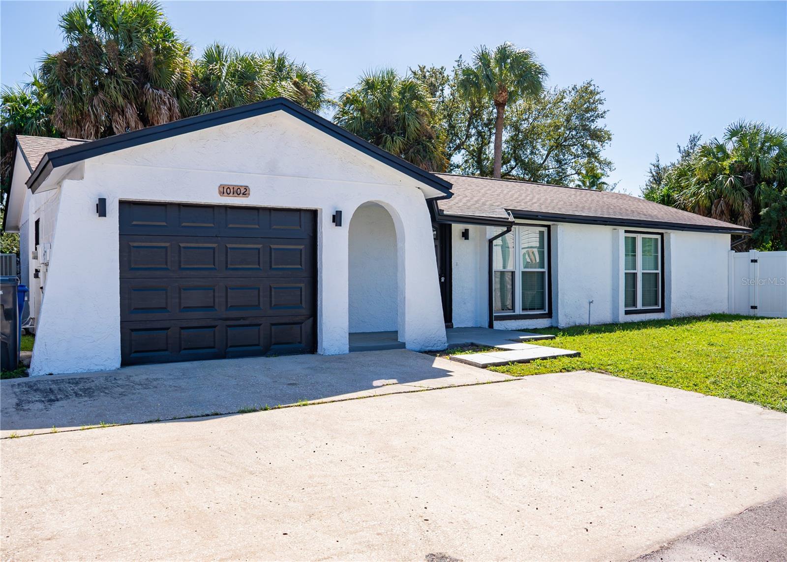 Photo of 10102 MISSY COURT TAMPA FL 33615
