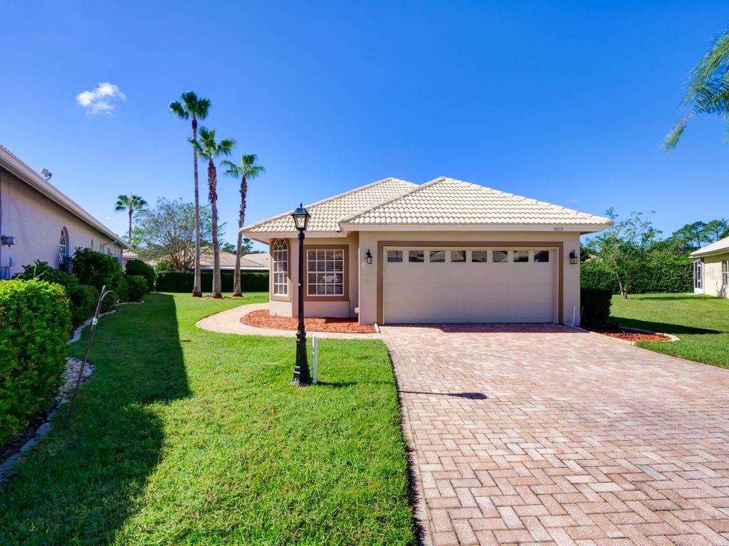 Photo of 9013 HEATHLAND COURT MOUNT DORA FL 32757