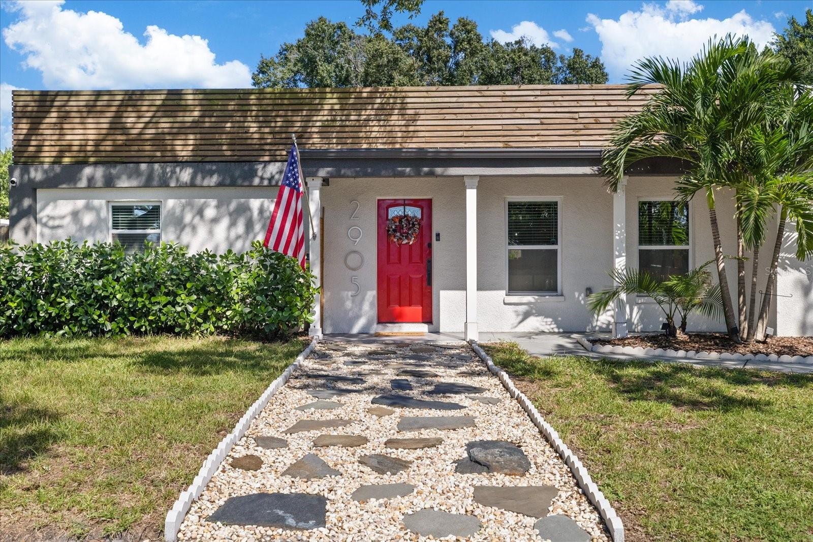 Photo of 2905 W PAXTON AVENUE TAMPA FL 33611
