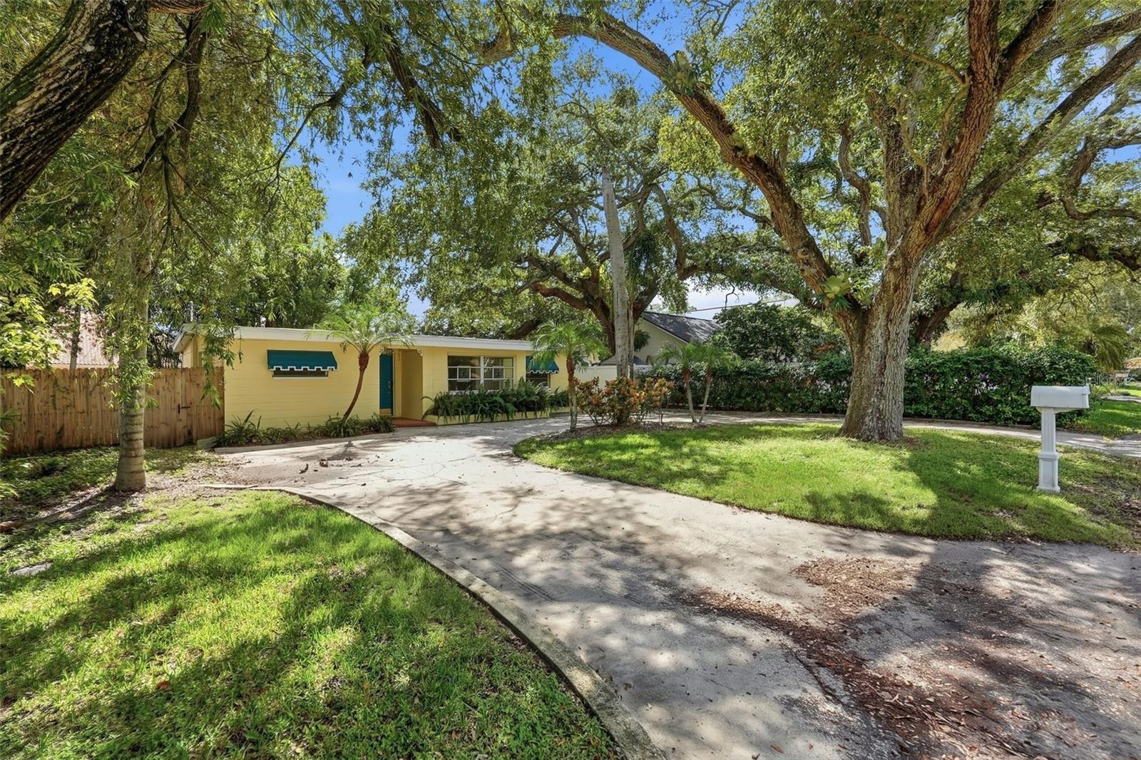 Photo of 3021 CR31 CLEARWATER FL 33759