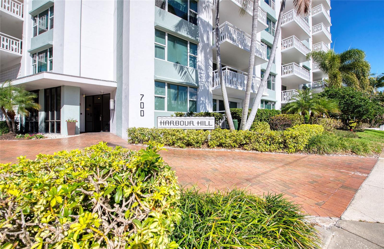 Photo of 700 BEACH DRIVE #701 ST PETERSBURG FL 33701