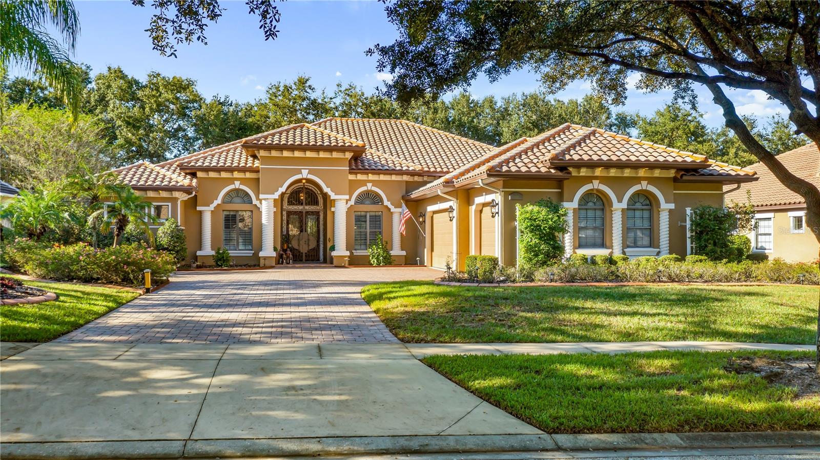 Photo of 9524 SAN FERNANDO COURT HOWEY IN THE HILLS FL 34737