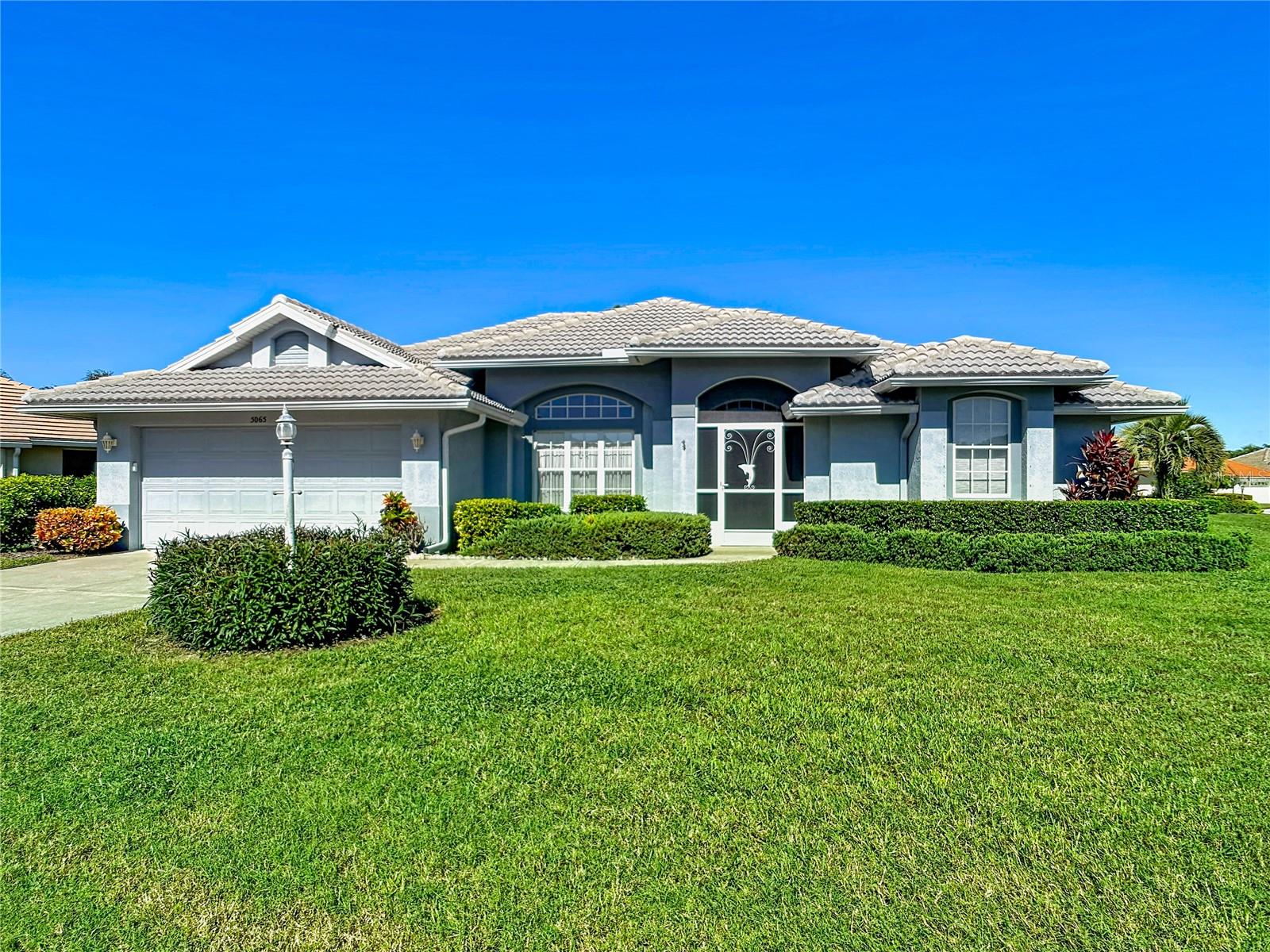 Photo of 5065 WHITESTONE DRIVE VENICE FL 34293