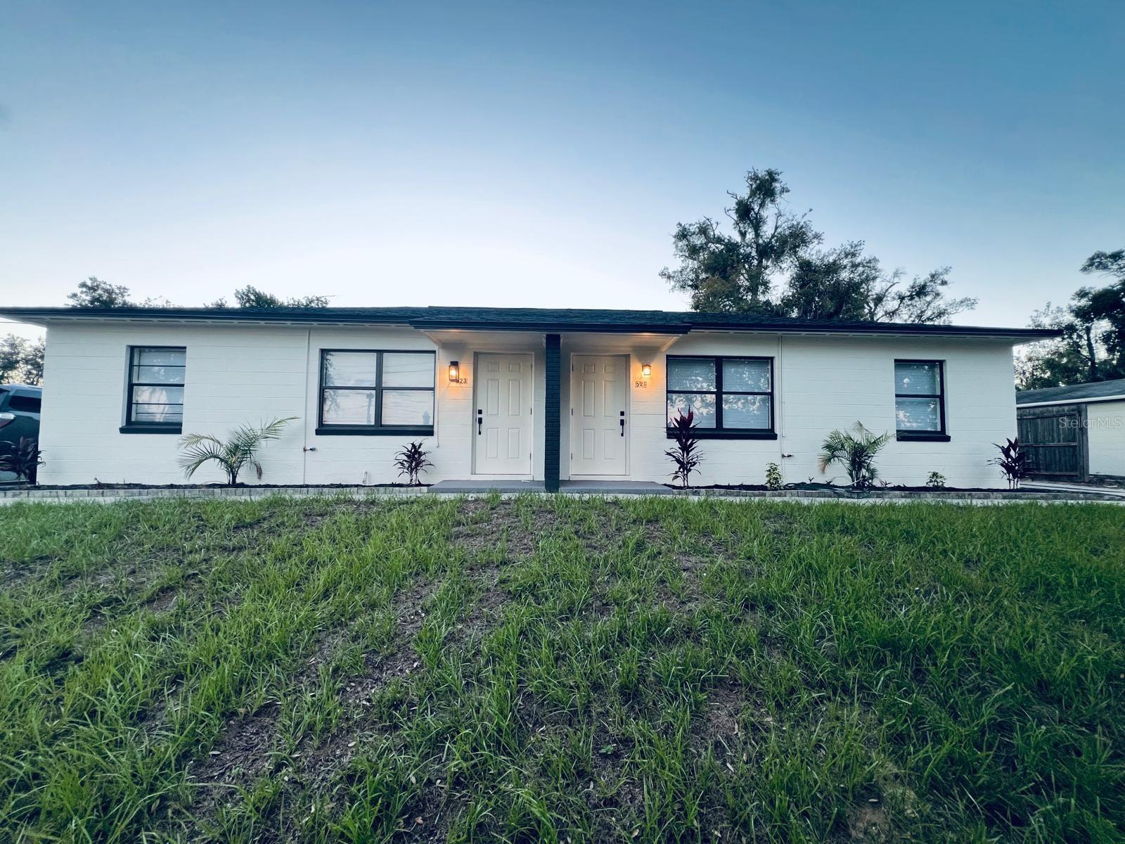 Photo of 621 HOLLINGSWORTH ROAD #621 LAKELAND FL 33801