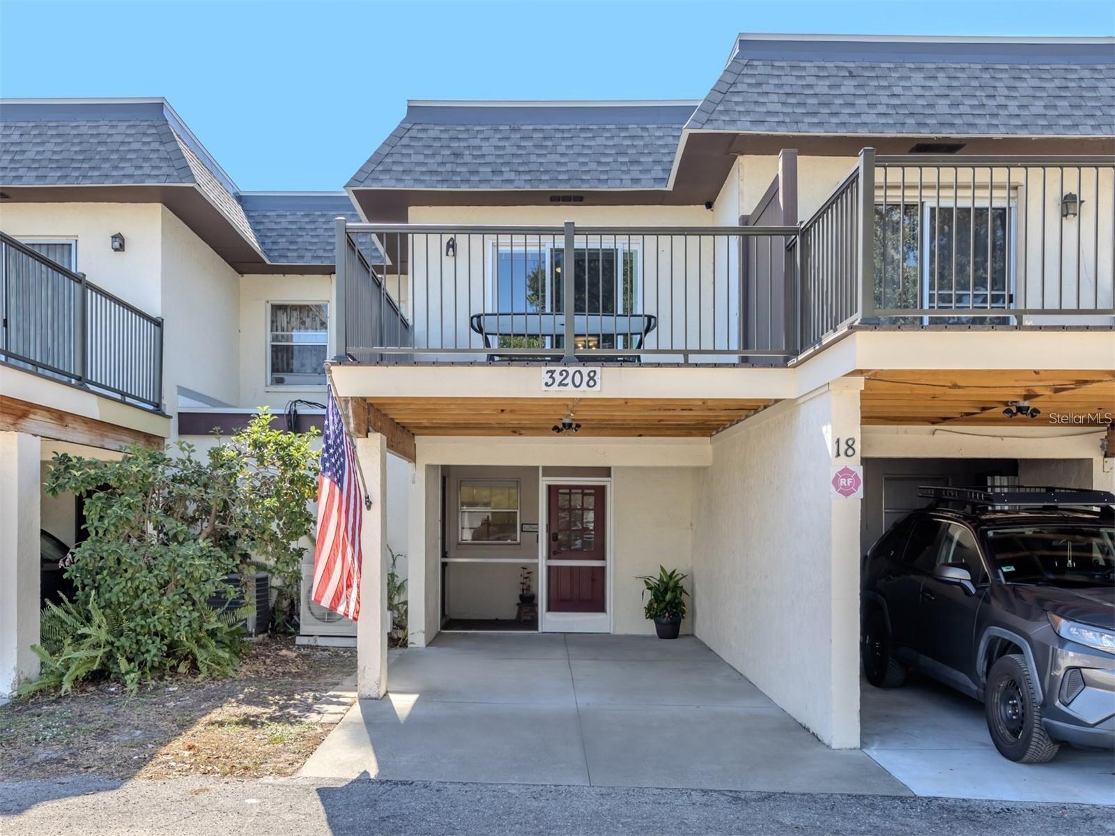Photo of 3208 RAMBLEWOOD DRIVE SARASOTA FL 34237