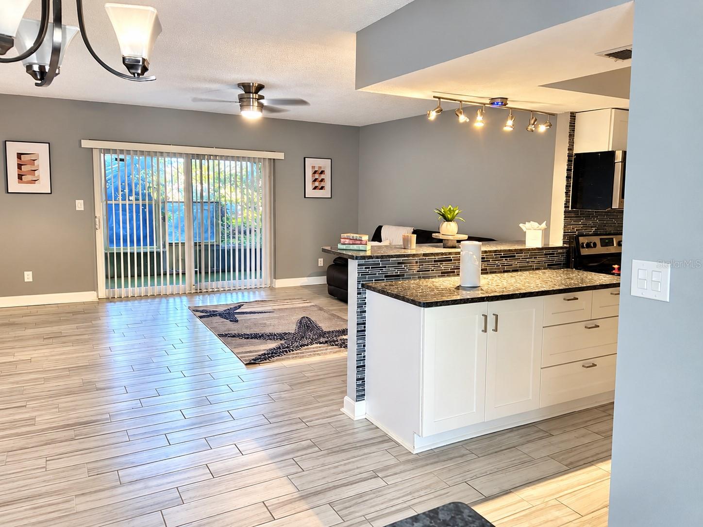 Photo of 853 N KEENE ROAD #B CLEARWATER FL 33755