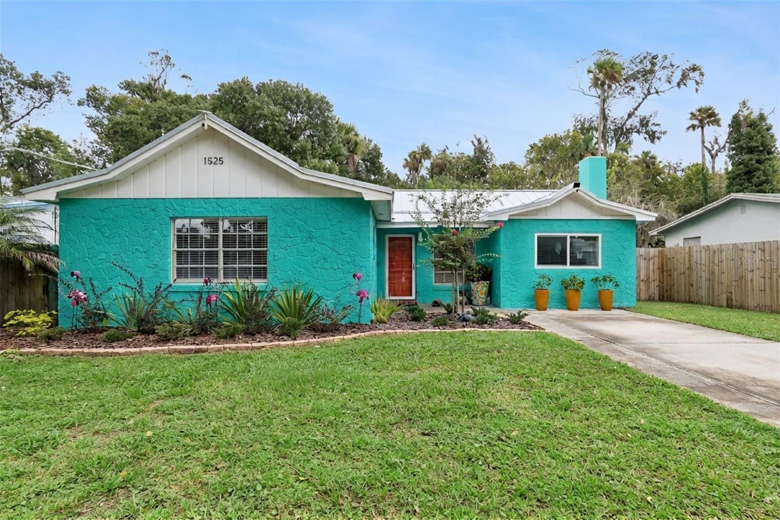 Photo of 1525 MOBILE AVENUE HOLLY HILL FL 32117