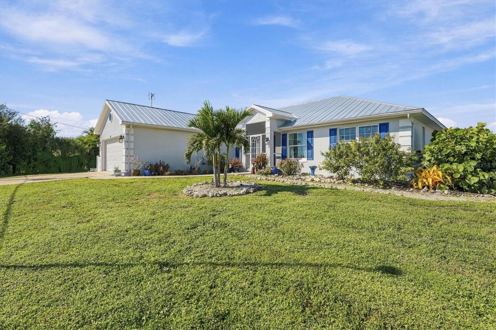 Photo of 72 MARK TWAIN LANE ROTONDA WEST FL 33947