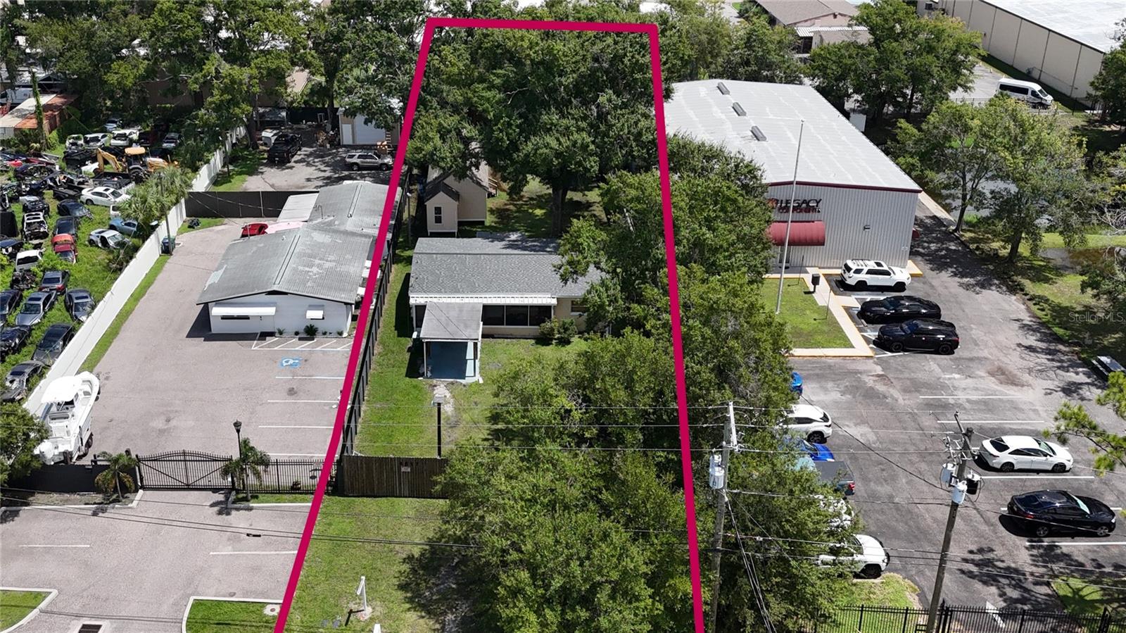 Photo of 4617 N CLARK AVENUE TAMPA FL 33614
