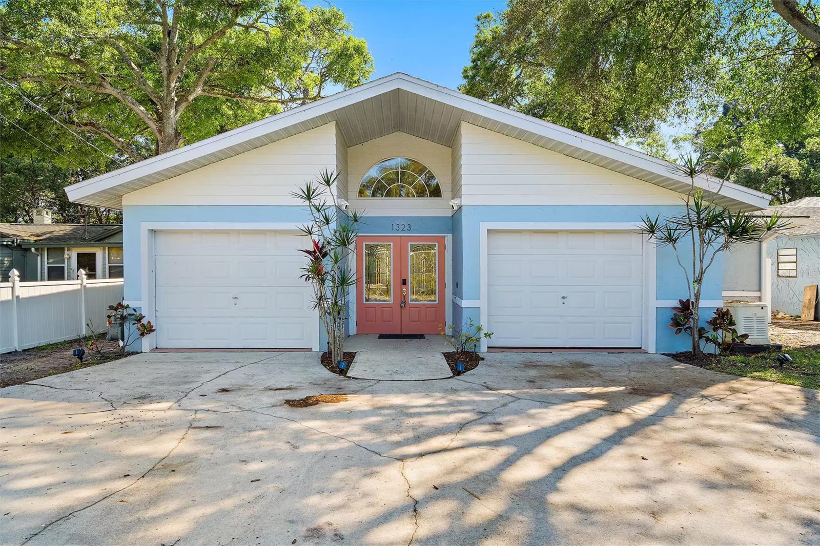 Photo of 1323 PINE AVENUE LARGO FL 33770