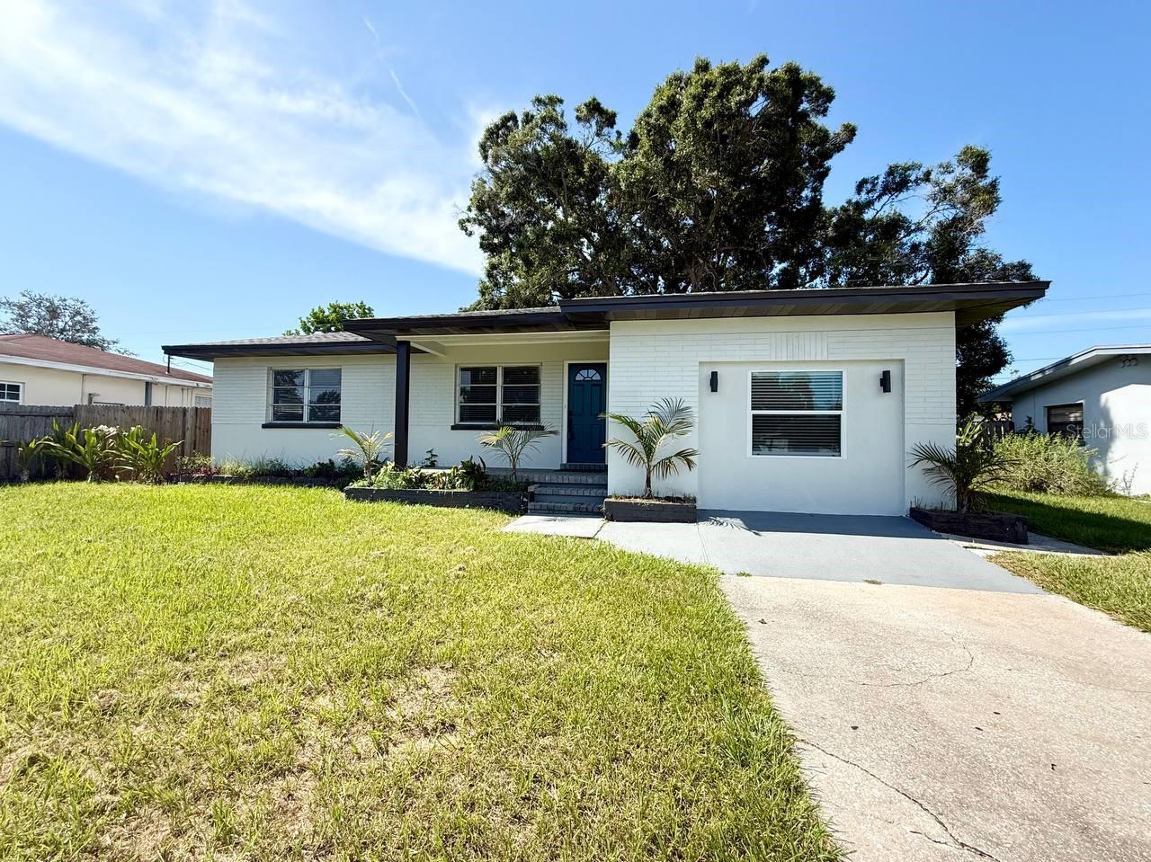 Photo of 1545 ILLINOIS ROAD CLEARWATER FL 33756