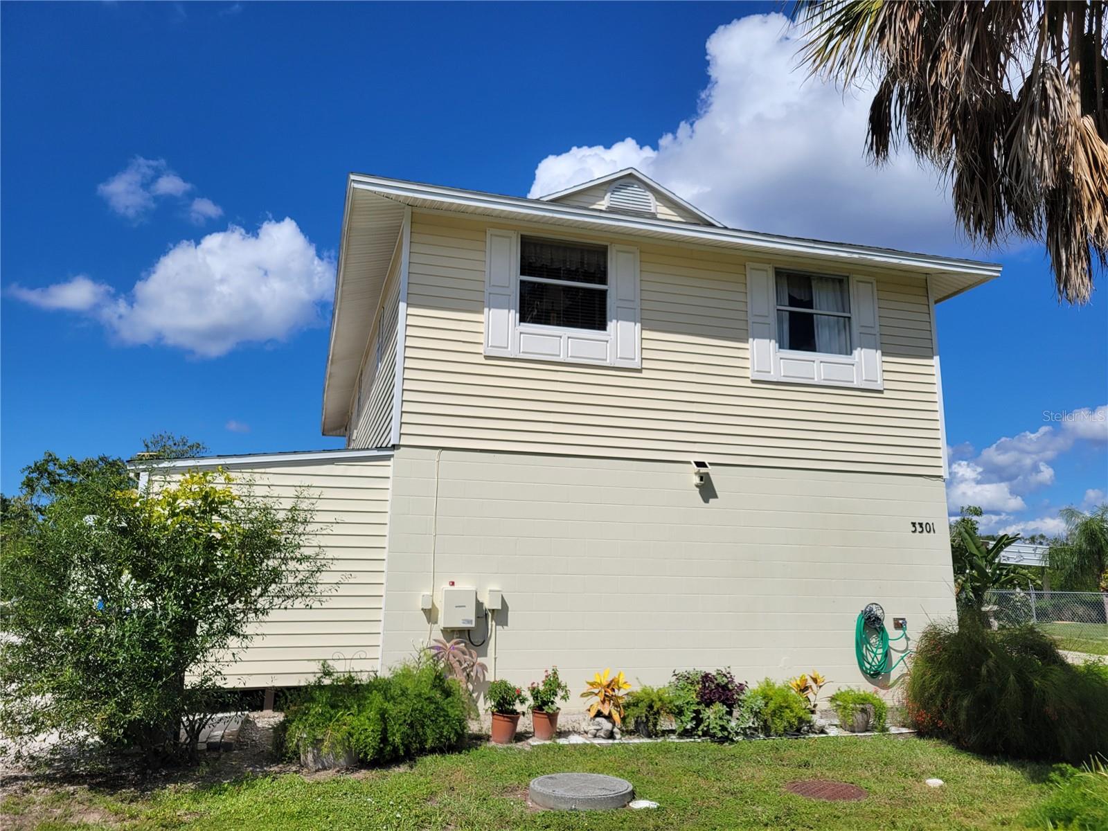 Photo of 3301 W SHELL POINT ROAD RUSKIN FL 33570