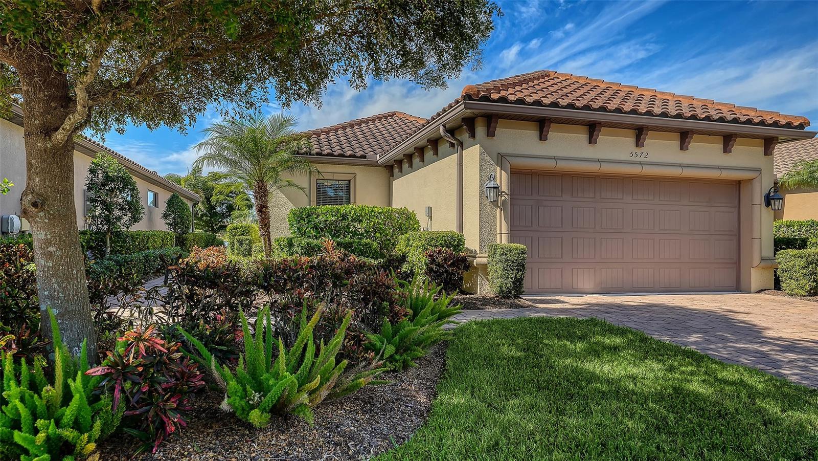 Photo of 5572 SENTIERO DRIVE NOKOMIS FL 34275