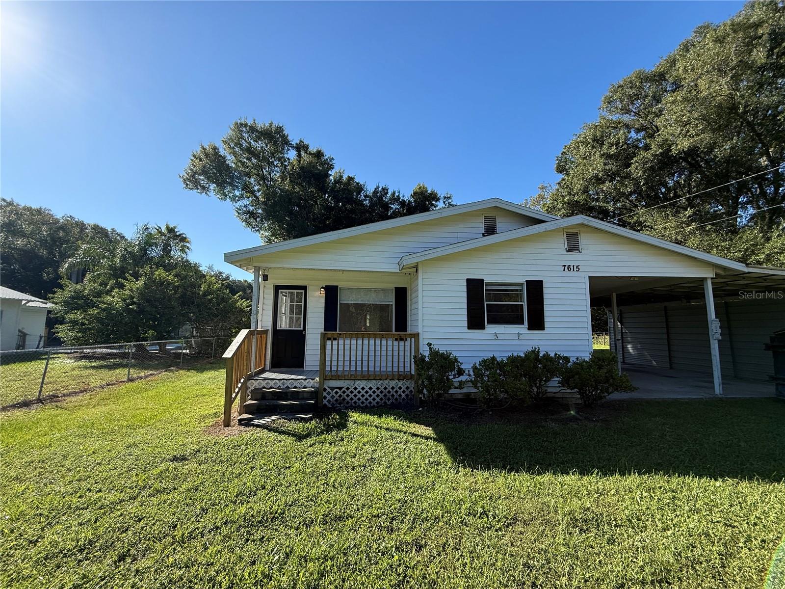 Photo of 7615 CHASE ROAD LAKELAND FL 33810