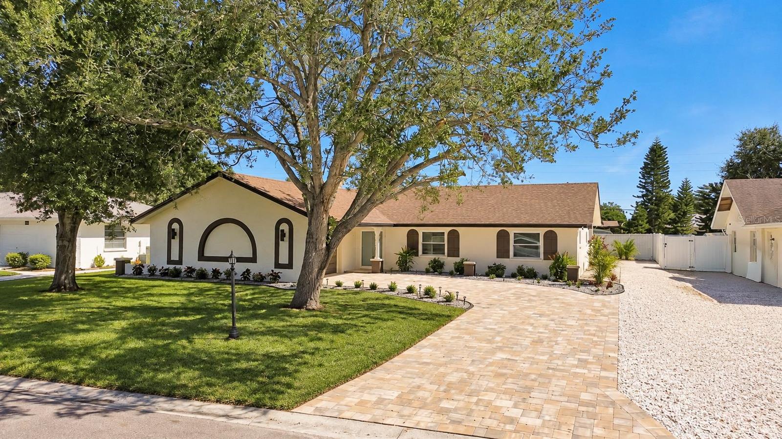 Photo of 915 60TH STREET BRADENTON FL 34209