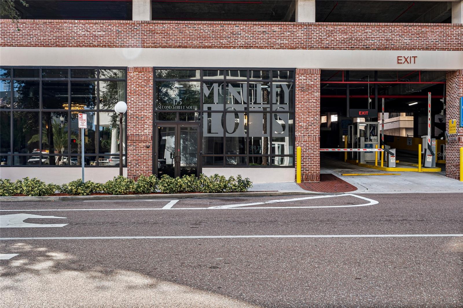 Photo of 175 2ND STREET #1012 ST PETERSBURG FL 33701