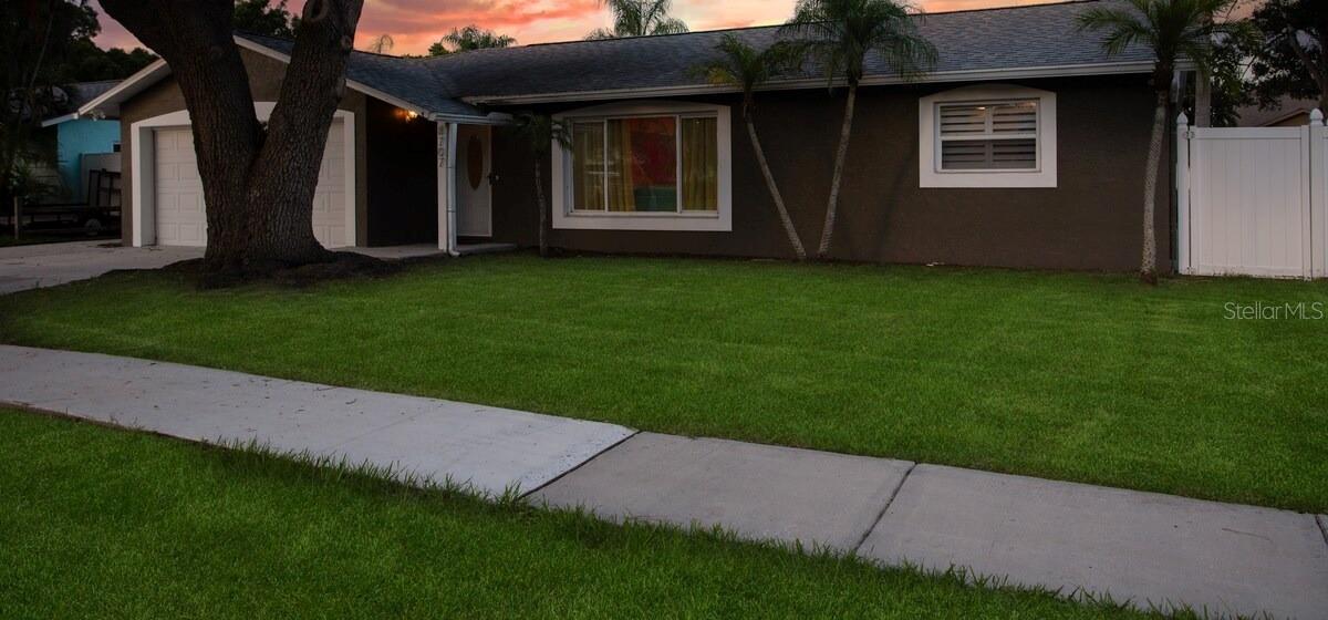 Photo of 8707 124TH WAY SEMINOLE FL 33772