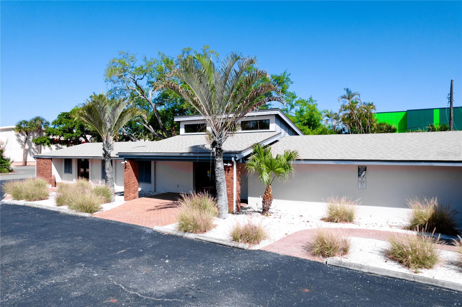 Photo of 4110 MANATEE AVENUE BRADENTON FL 34205