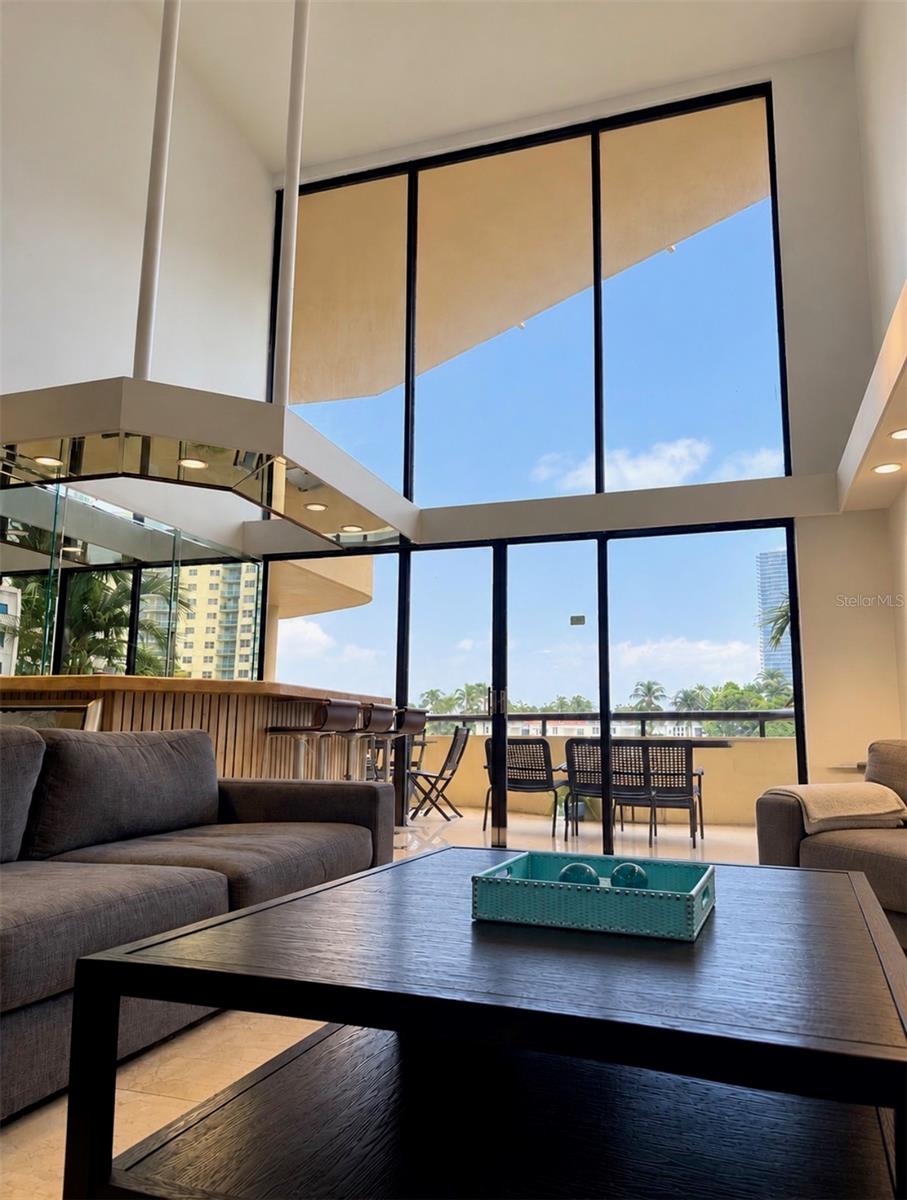 Photo of 19355 TURNBERRY WAY #TH4 AVENTURA FL 33180