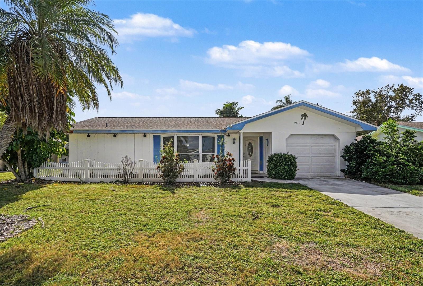 Photo of 13570 99TH AVENUE SEMINOLE FL 33776