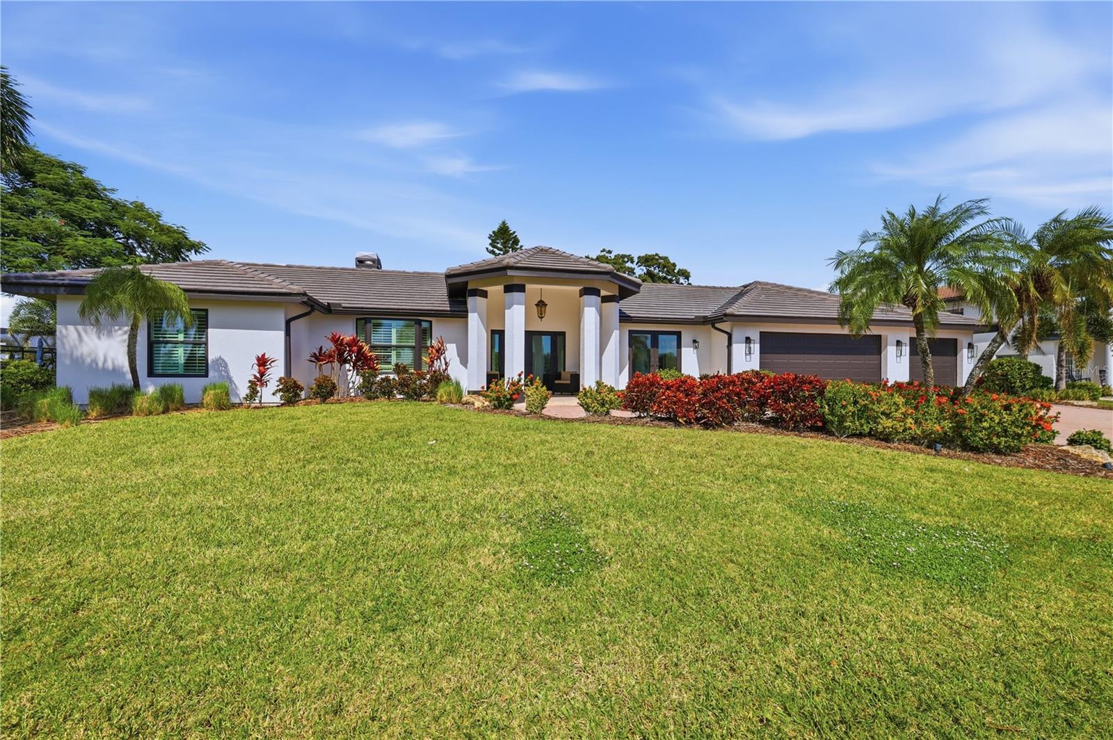 Photo of 312 YACHT HARBOR DRIVE OSPREY FL 34229