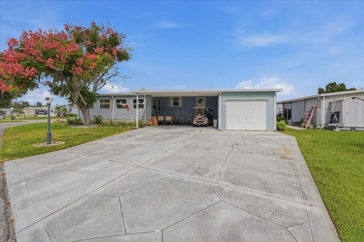 Photo of 308 TOWNBRIDGE DR HAINES CITY FL 33844