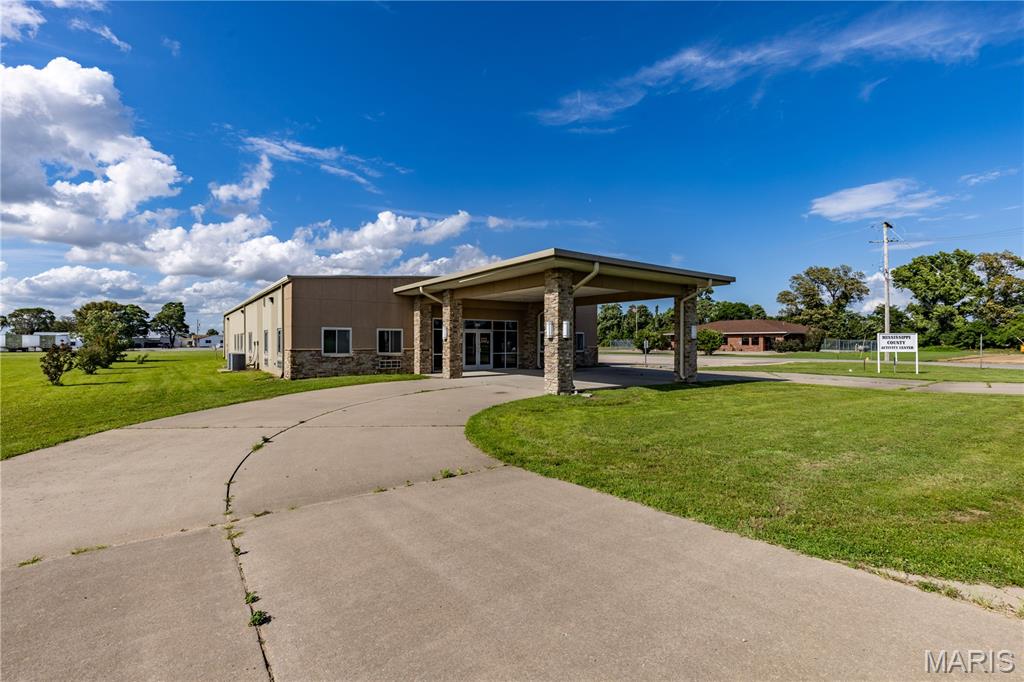 Photo of 319 Clay Morgan Dr East Prairie MO 63845