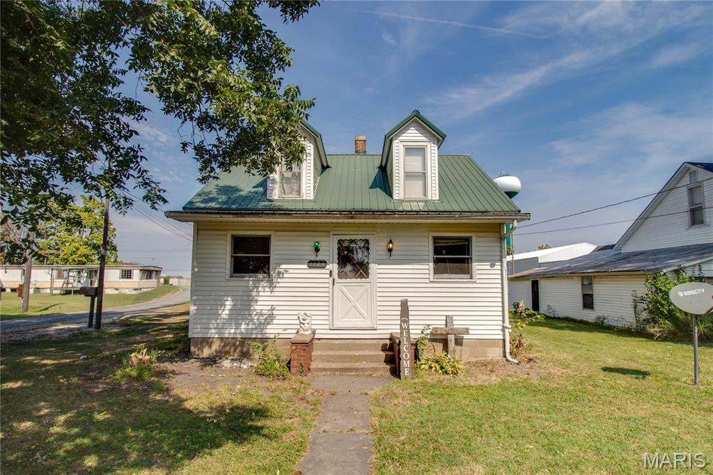 Photo of 1120 S Main Street Carrollton IL 62016
