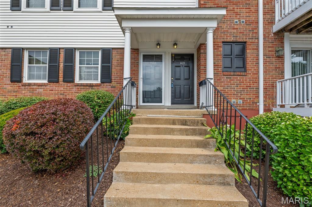 Photo of 1421 Oriole Place St Louis MO 63144