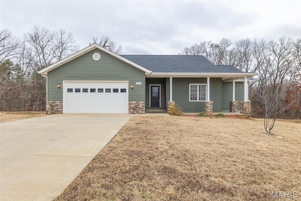 Photo of 109 Lanee Lane Poplar Bluff MO 63901