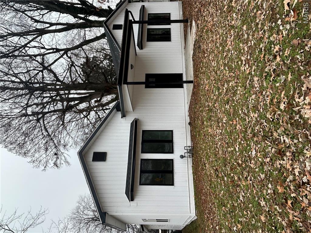 Photo of 207 E Marshall Street Charleston MO 63834